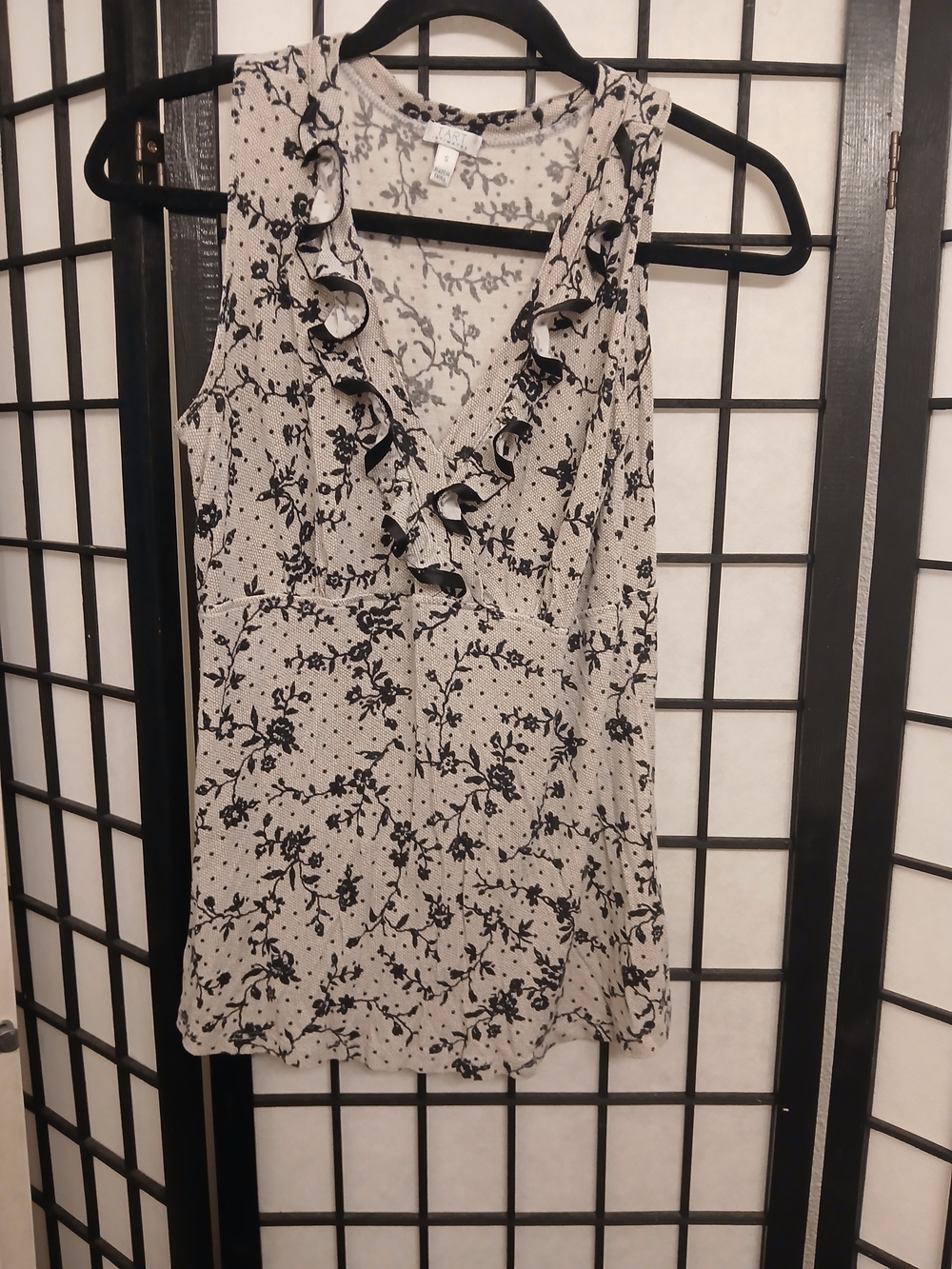 Tart Black Floral Ruffle V-Neck Tank on Cream